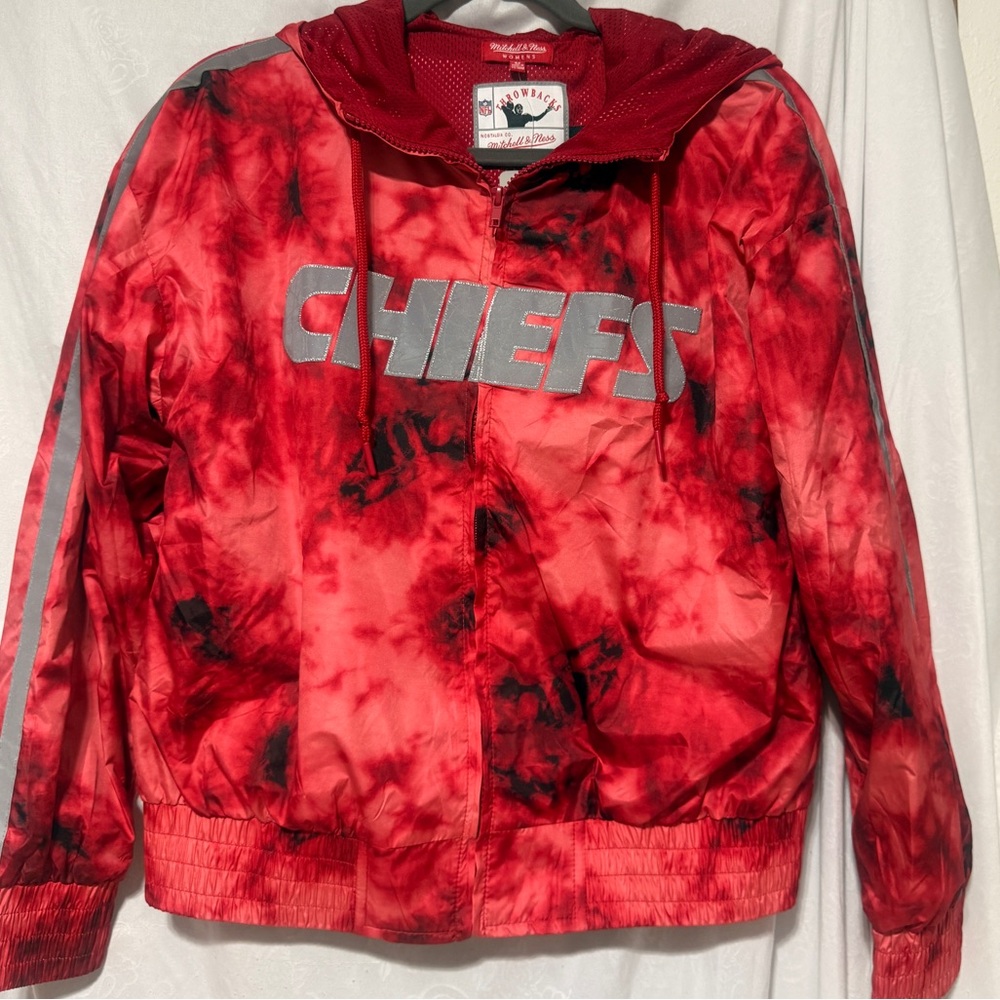 Women’s M NFL Kansas City Chiefs Jacket Mitchell & Ness